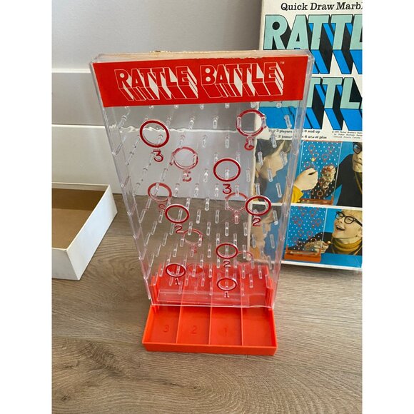 1970 Rattle Battle Board Game by Parker Brothers - Picture 5 of 7